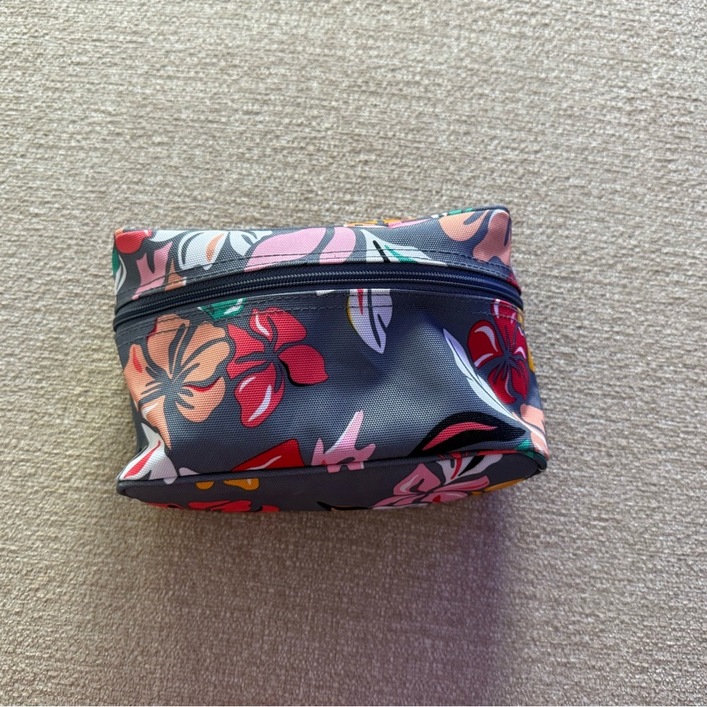 Vera Bradley makeup/accessory bag